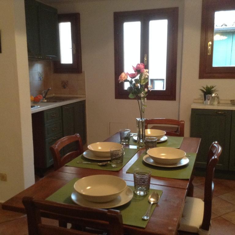 Vellutini Number One Apartment Флоренция Стая снимка